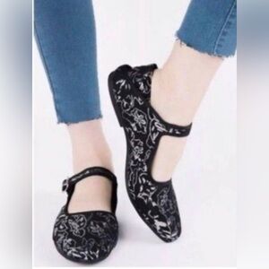 FREE PEOPLE SZ 39 Evie Convertible Canvass Brocade Ballet Flats Squared Toe NEW